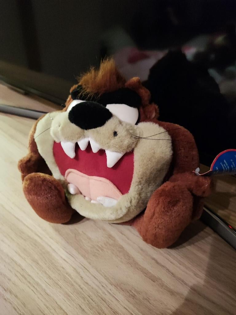 Tasmanian Devil, Ophalen