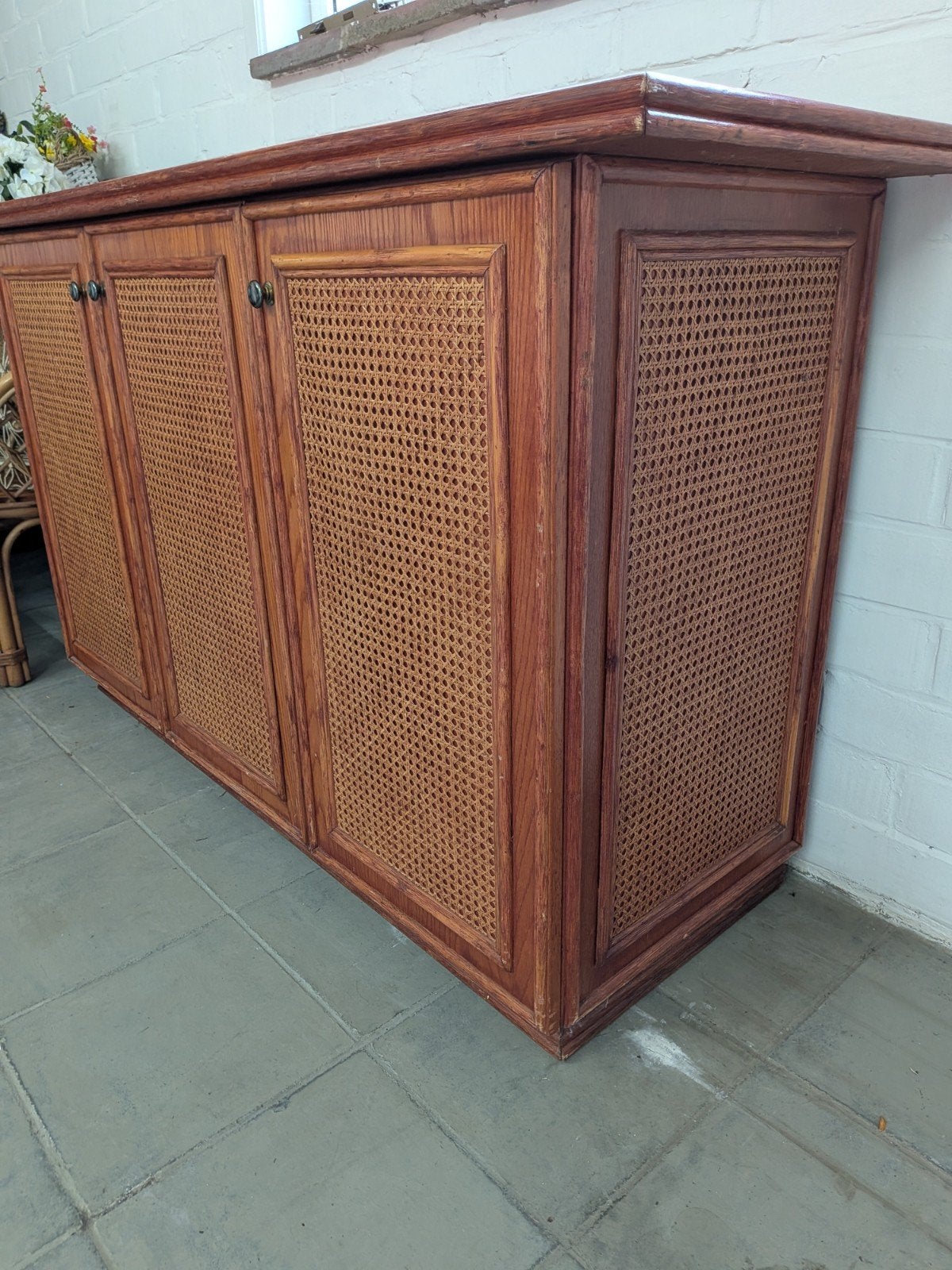 Dressoir eik, rietvlechtwerk rondom, '70-80, boho, japandi, Huis en Inrichting, Ophalen