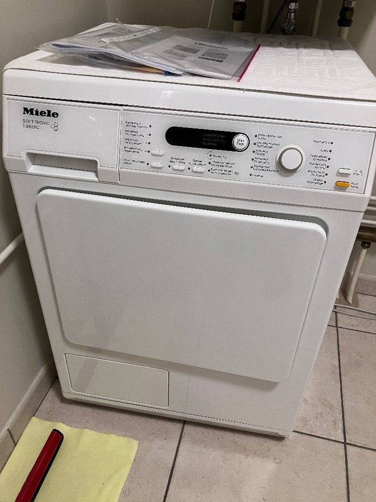 Miele Softtronic T 8823 C Condensdroger, Elektronische apparatuur, Ophalen, 6 tot 8 kg, Gebruikt, Voorlader
