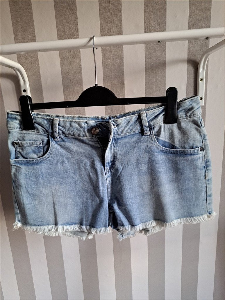 Short voor dames jeans maat 42, Blauw, Ophalen of Verzenden, Zo goed als nieuw, Up Fashion