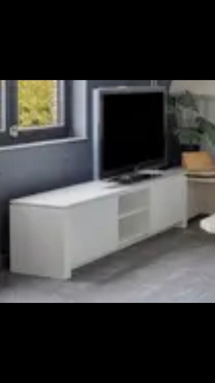 Lage kast wit, past in elk interieur, Huis en Inrichting, Ophalen, Zo goed als nieuw, Tijdloos