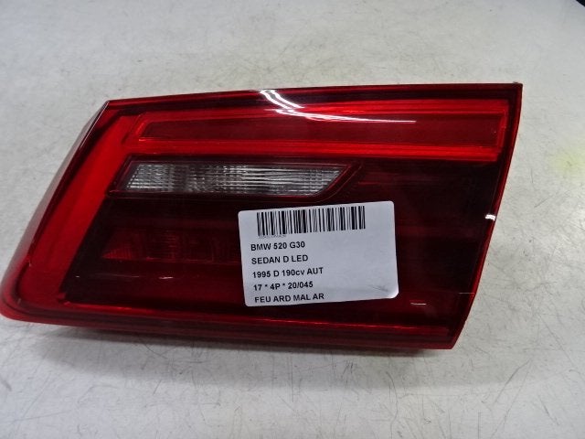 PANNEAU ARRIÈRE DROIT AVEC LAMPE 5 serie (G30) (737647412), Utilisé, BMW