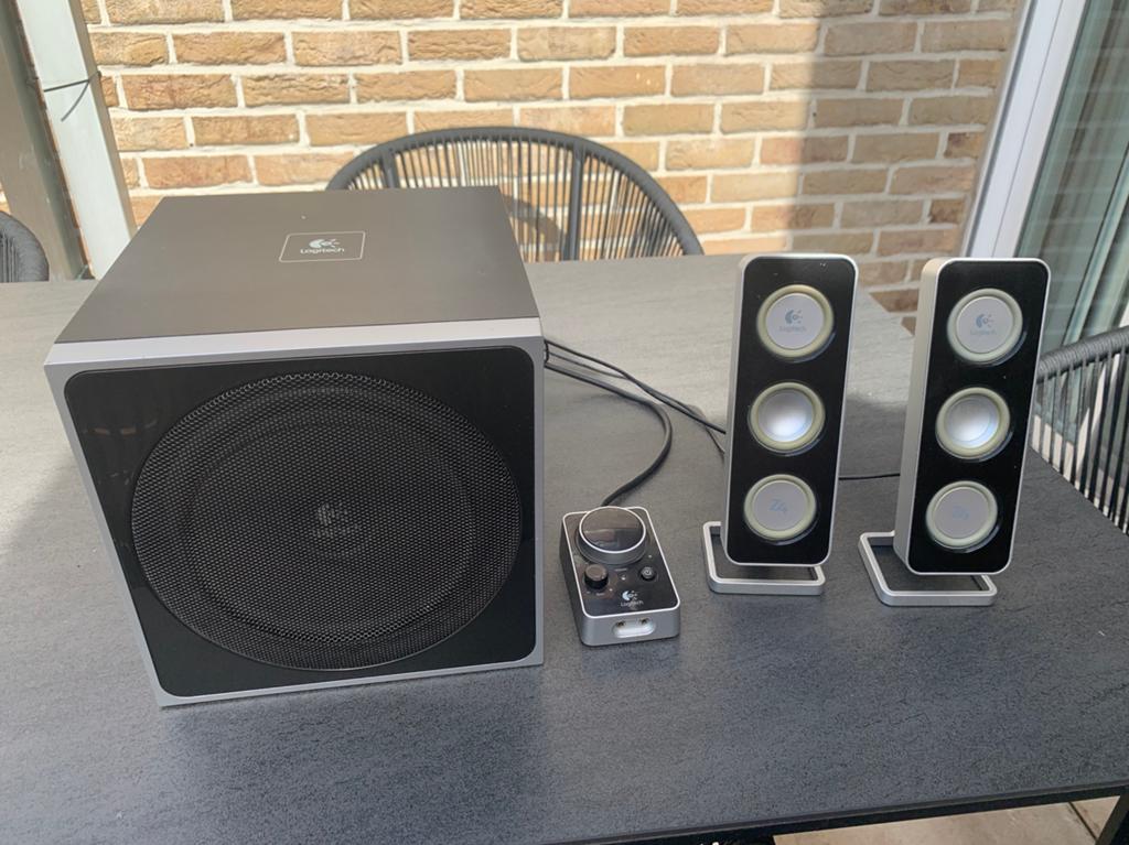 Logitech speaker set, Computers en Software, Pc speakers, Ophalen, Zo goed als nieuw
