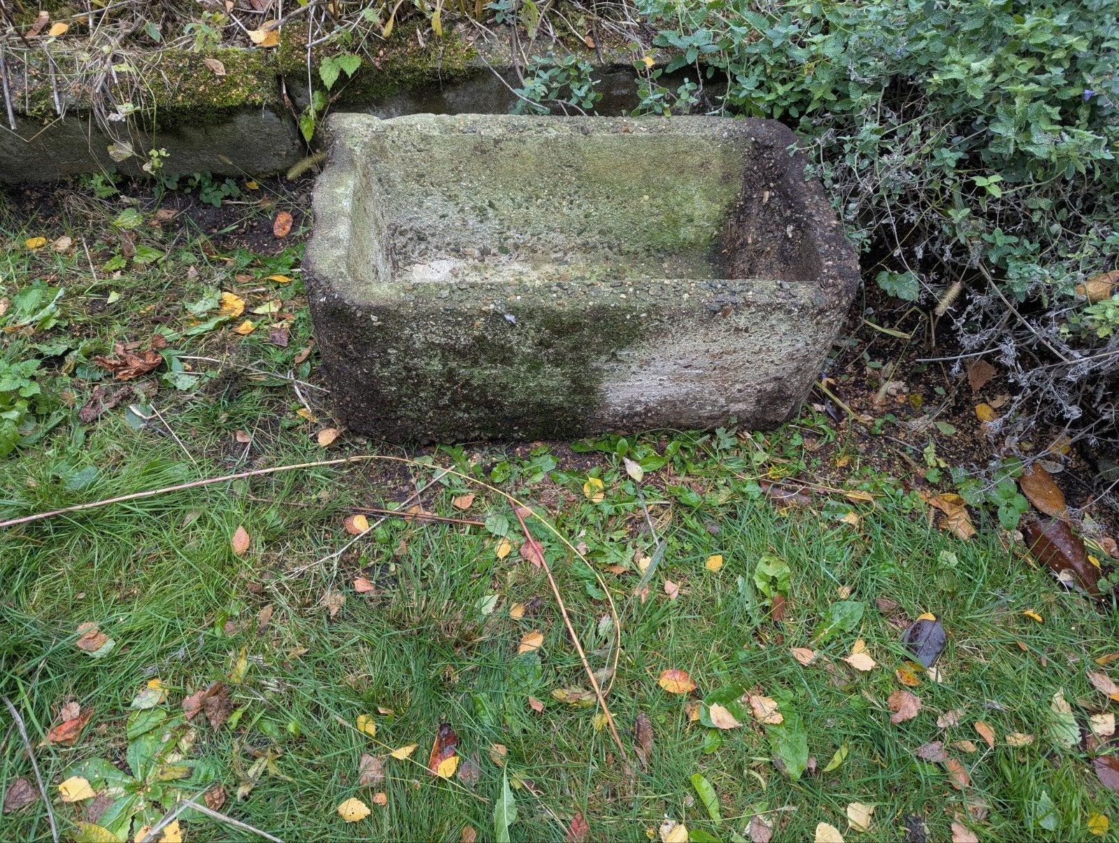 Mangeoire ancienne en pierre naturelle, Jardin & Terrasse, Moins de 30 cm, Pierre, Enlèvement, Utilisé
