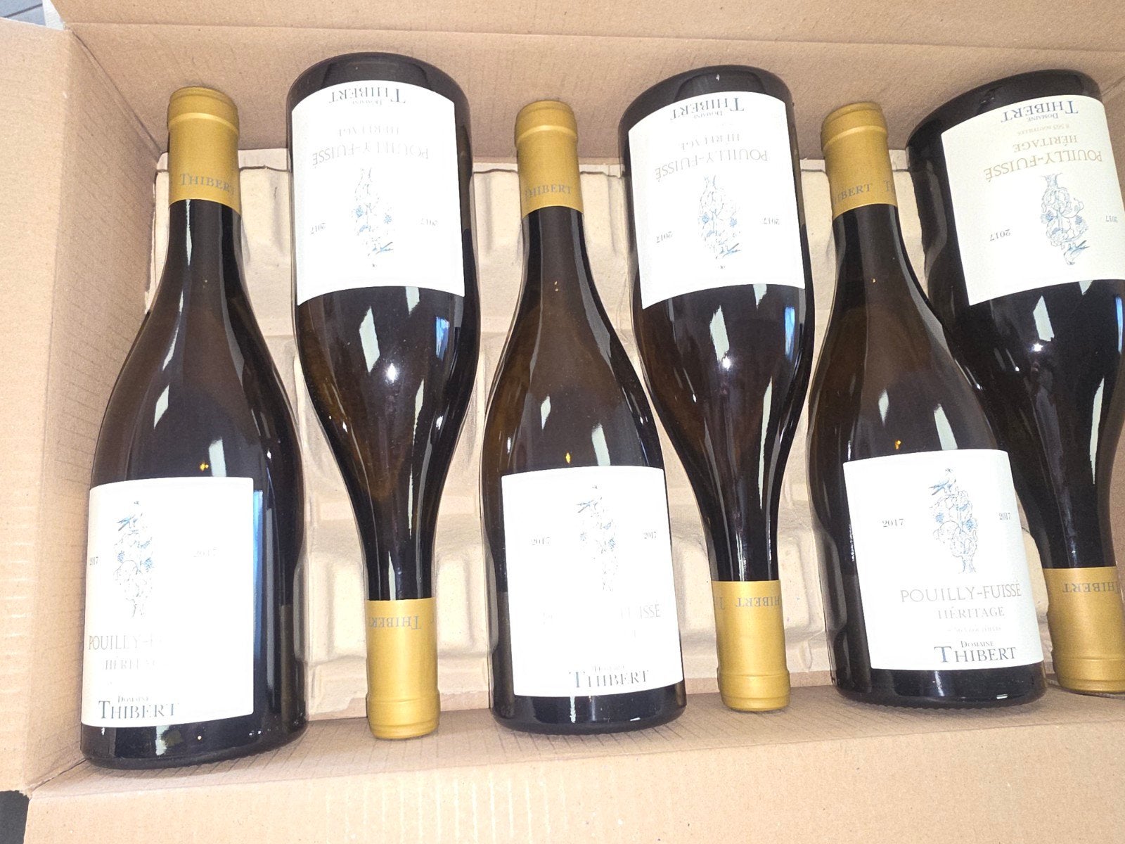 Originele doos met 6 flessen Domaine Thibert Pouilly-Fuissé, Ophalen
