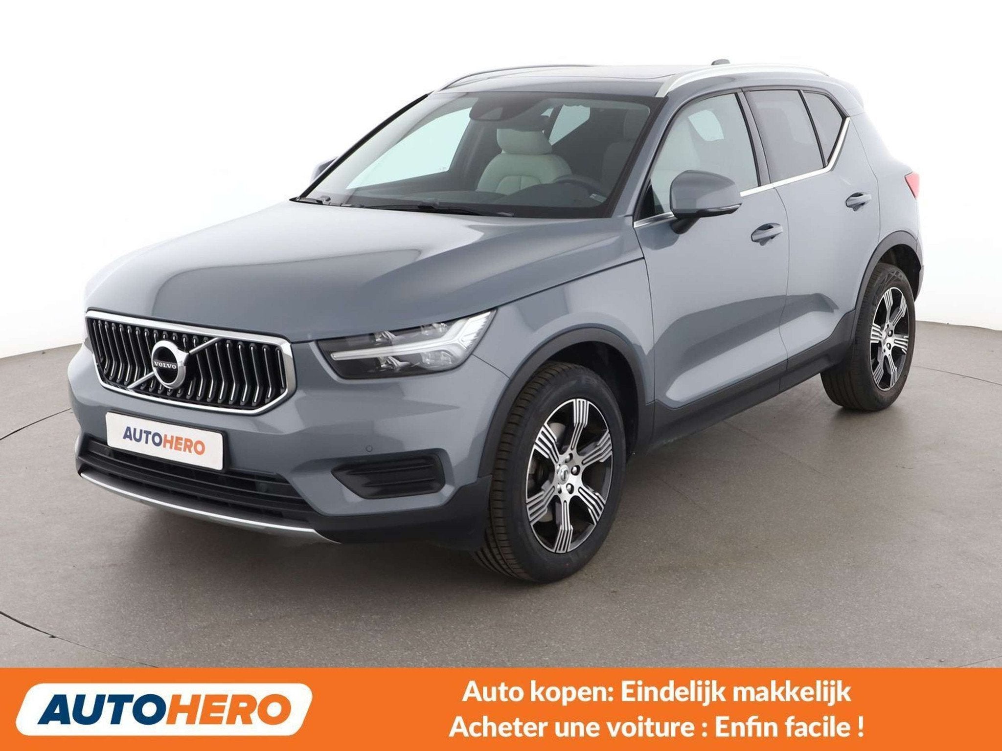 Volvo XC40 1.5 T2 Inscription 2WD (bj 2022, automaat), Auto's, Gebruikt, Skiluik, Leder, 95 kW