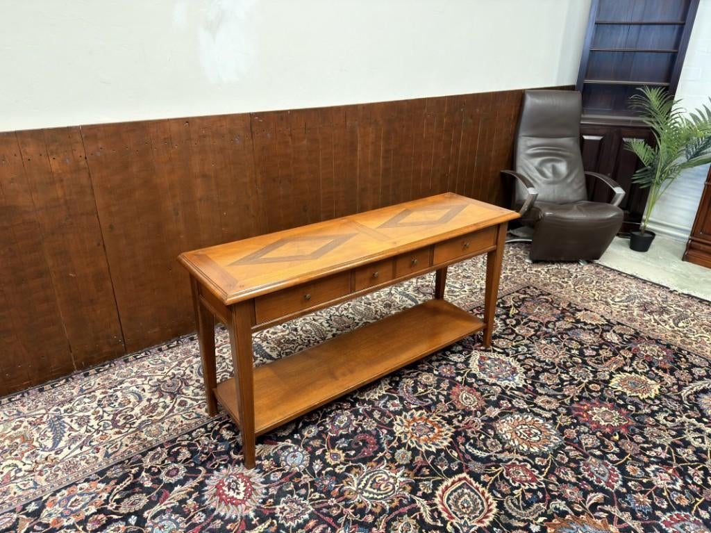 Klassiek Engels Sidetable Inlegwerk, Enlèvement