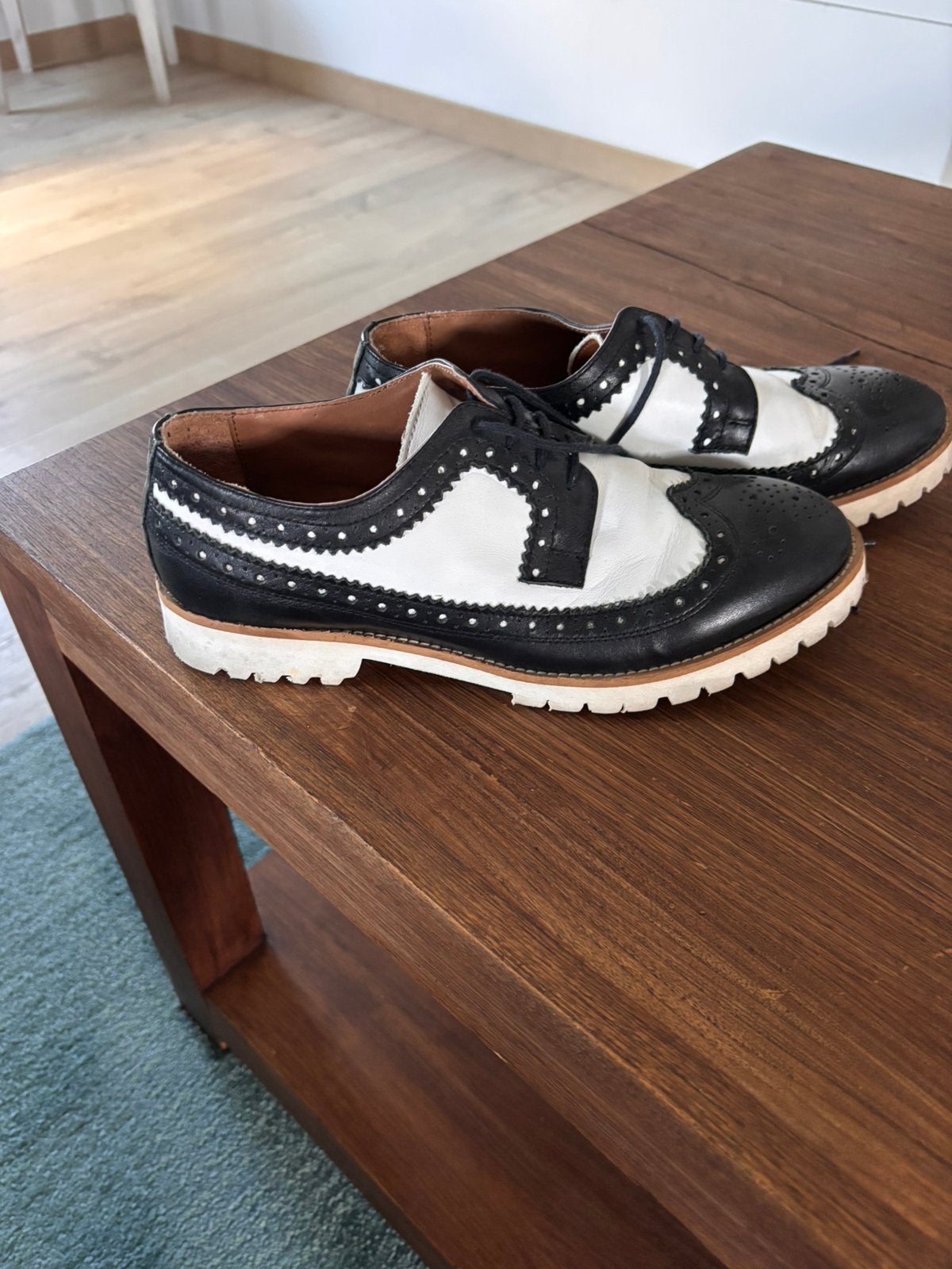 Zwart witte lederen schoenen maat 38, Ophalen of Verzenden, Zo goed als nieuw, Zwart