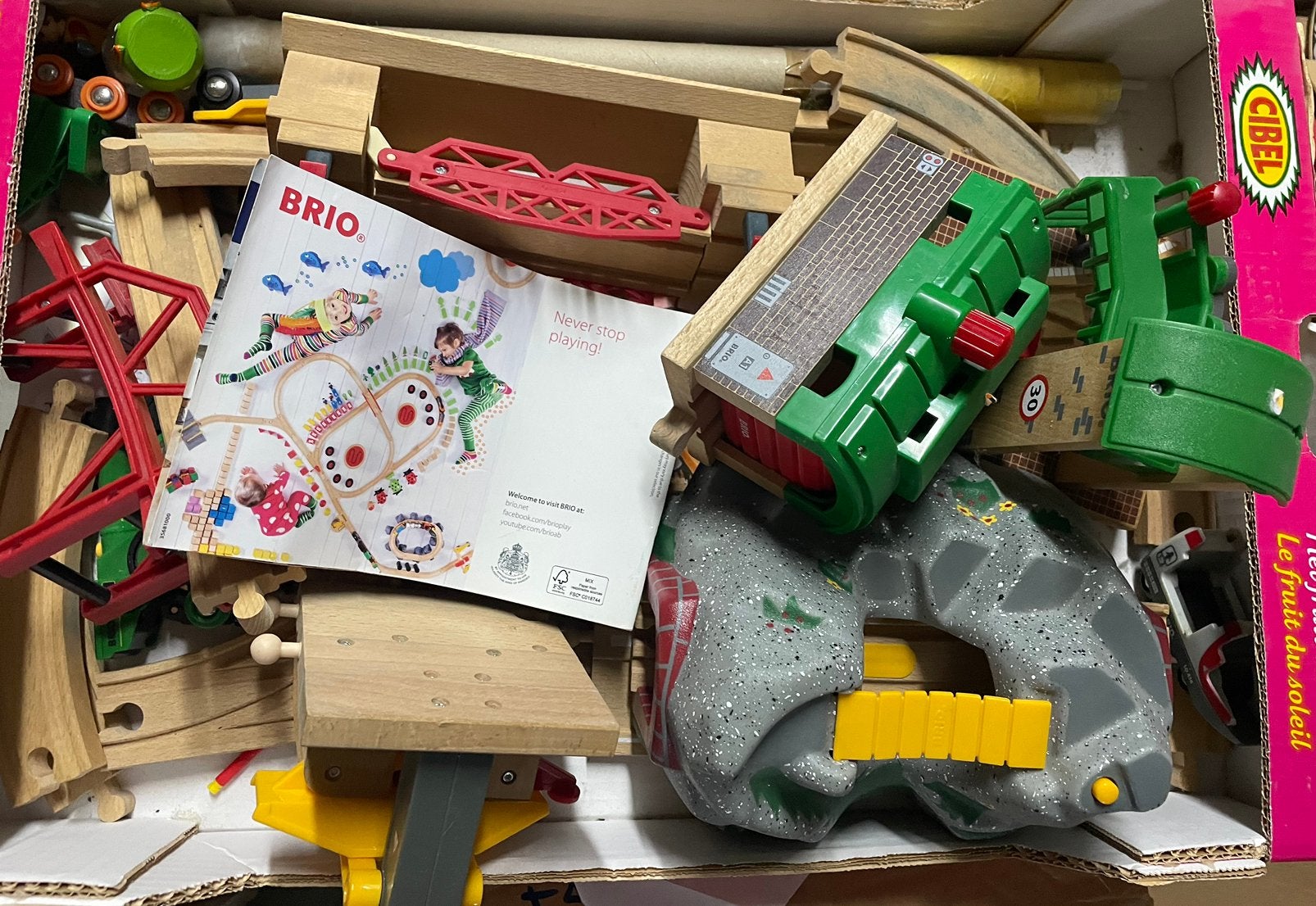 BRIO, IKEA, Playtive treinen zelfrijdend treinspoor wissel …, Enfants & Bébés, Jouets | Véhicules en jouets, Enlèvement, Comme neuf