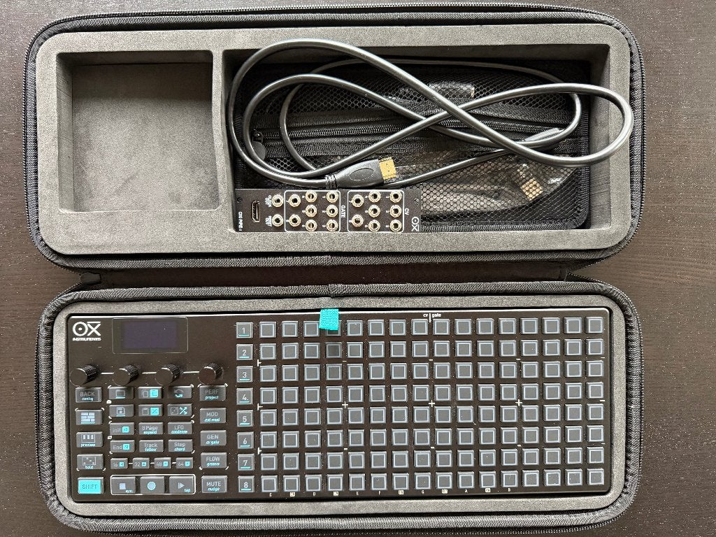 Oxi One MK2 + OXI Pipe MK2, Muziek en Instrumenten, Synthesizers, Ophalen of Verzenden, Zo goed als nieuw