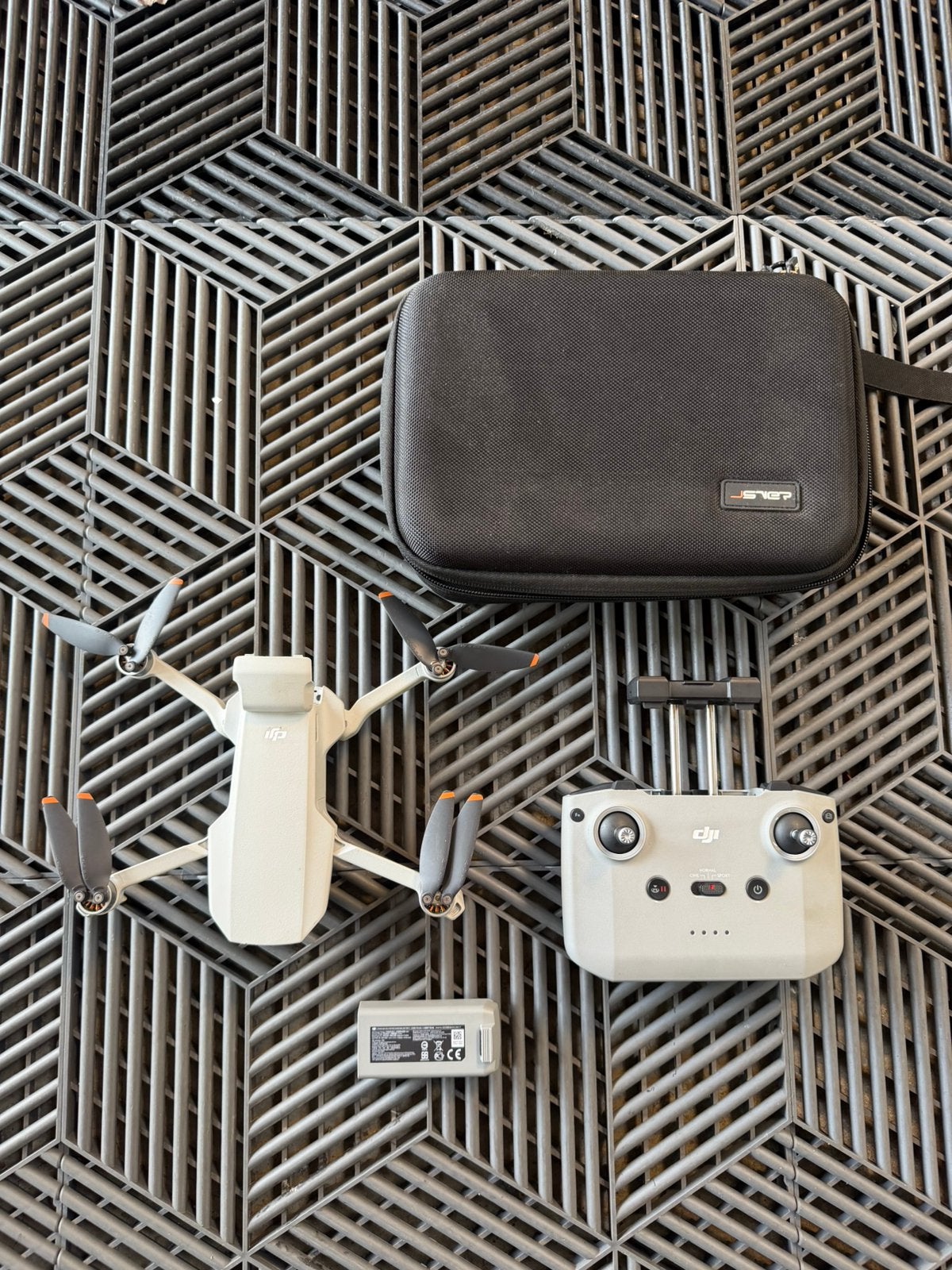 DJI MINI 2, Enlèvement, Comme neuf, DJI
