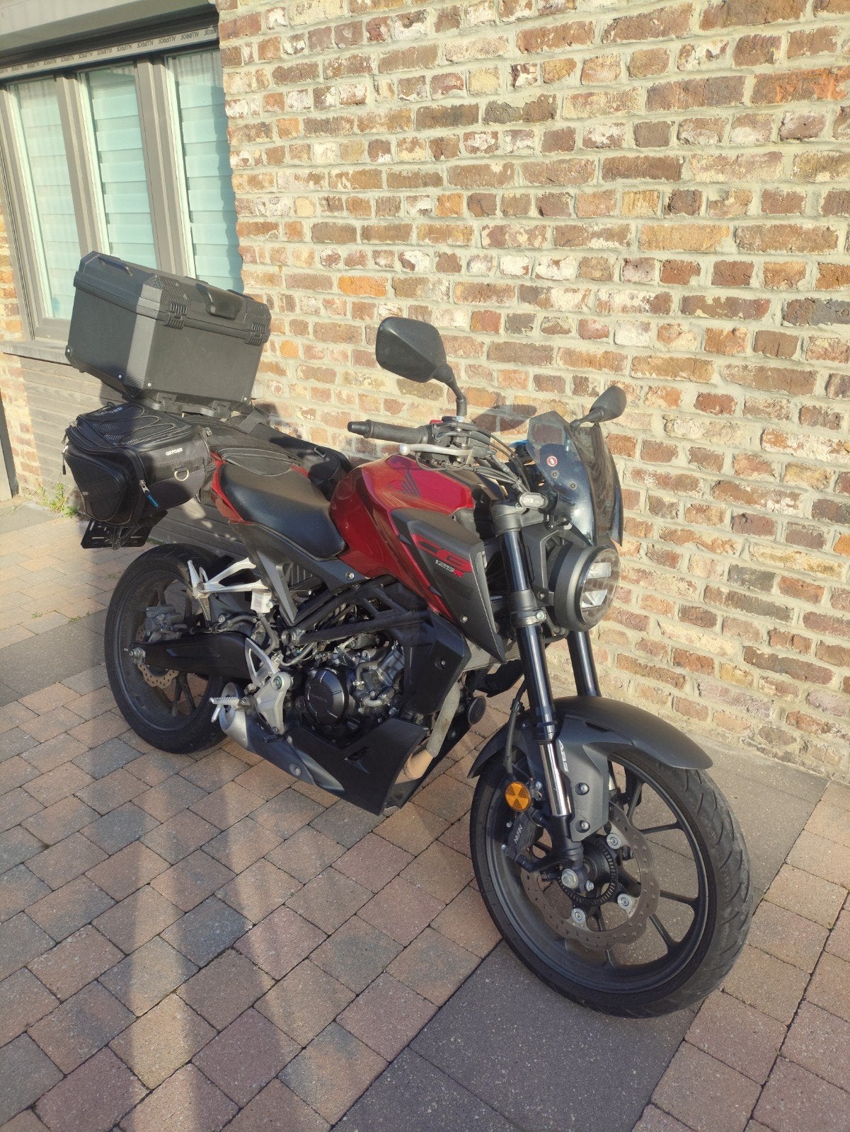 Moto 125cc Honda CB125R 2024, Motos, Tourisme, Permis Moto A1 minimum, Particulier, ABS