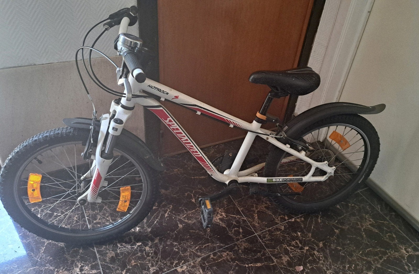 Gespecialiseerd hotrock-model, vering met 20 inch versnellin, Fietsen en Brommers, Ophalen