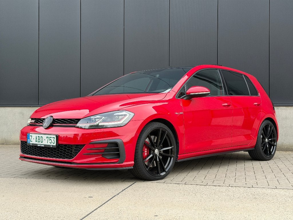 Volkswagen Golf GTI | Pano dak, Rouge, Euro 6, Entreprise, Entretenue par le concessionnaire