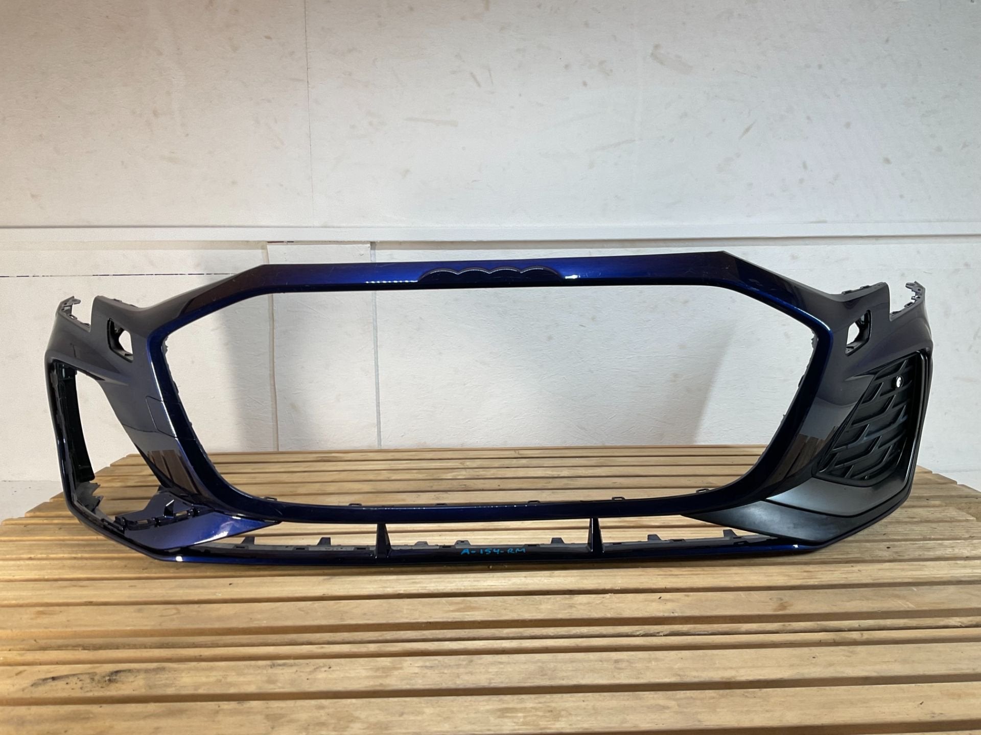Bumper Audi A3 8Y 8Y3807437P S-LINE SLINE Facelift Voorbumpe, Auto-onderdelen, Gebruikt, Voor, AUDI AG, Auto-Union-Strasse 1
85045  Ingolstadt, DE