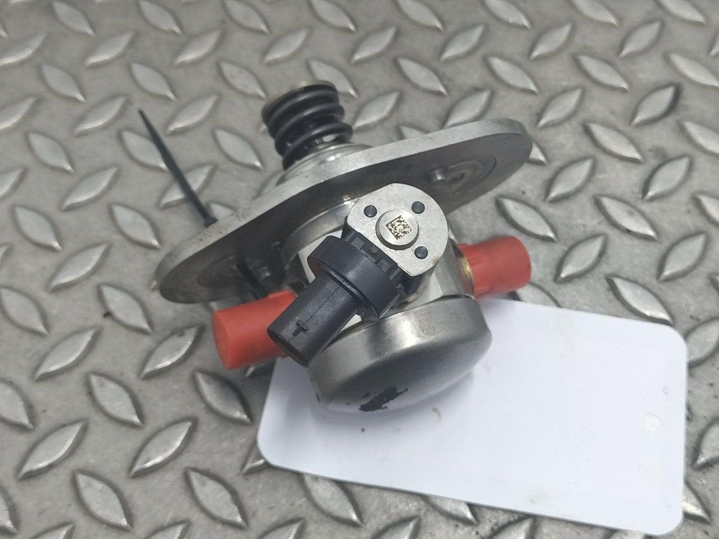 MINI (BMW) MINI BRANDSTOF POMP VOOR DE RAIL (HOGE DRUK) 1351, Enlèvement ou Envoi, Utilisé, ARN reconnu