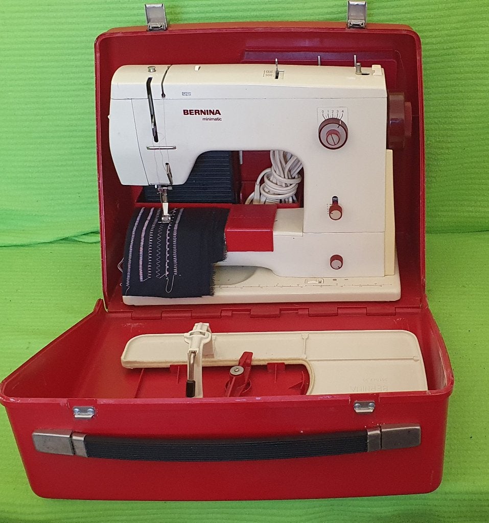Bernina 807, Enlèvement, Utilisé, Machine à coudre, Bernina