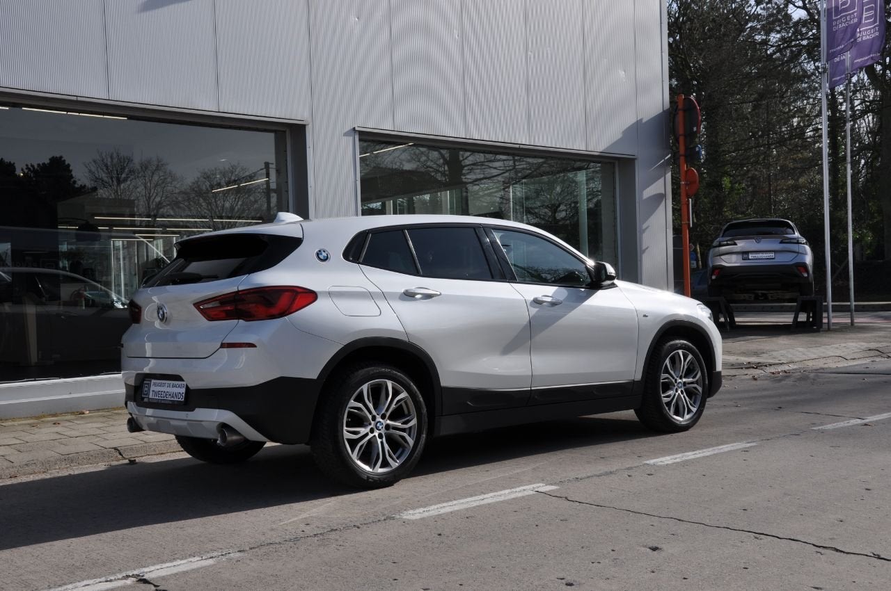 BMW X2 s-Drive * M-Pack In & Out * (bj 2019, automaat), Auto's, Wit, Bedrijf, 150 pk, SUV of Terreinwagen