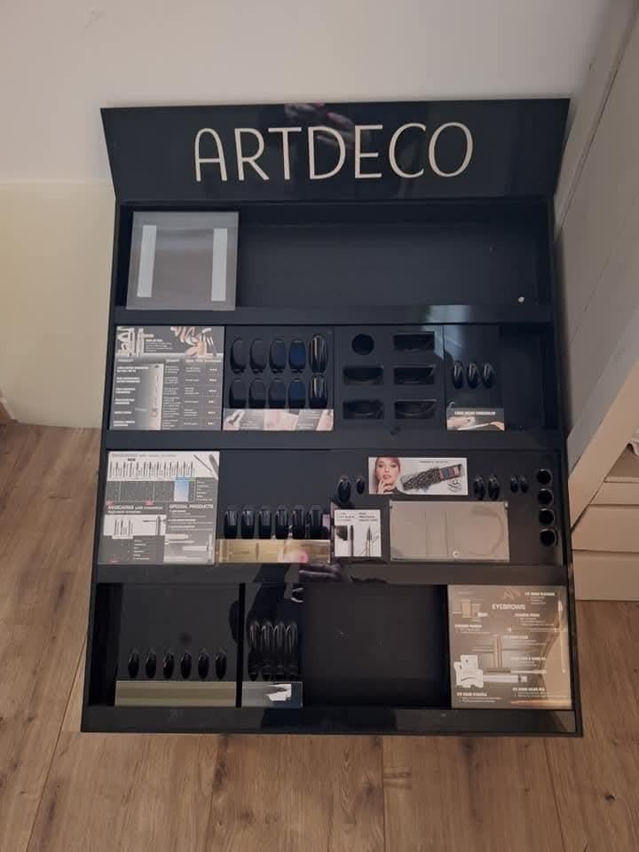 Make up stand, Ophalen
