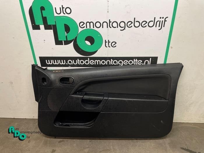 Portierbekleding 2Deurs rechts van een Ford Fiesta (Fiesta 0, Gebruikt, -, -, Ophalen of Verzenden