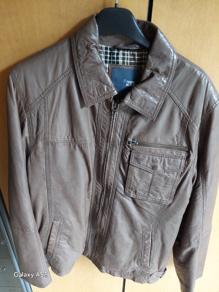 veste en cuir marron, marque Terre Bleue taille S- état neuf, Enlèvement ou Envoi, Brun, Taille 46 (S) ou plus petite, TERRE BLEU.