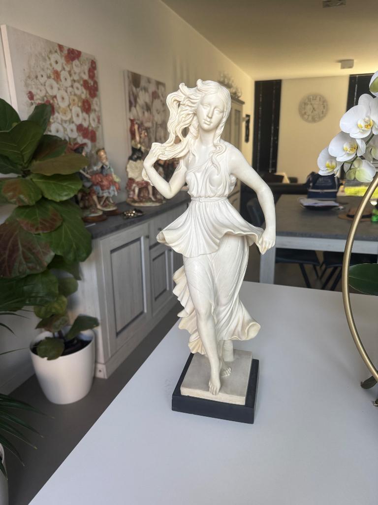 A. Santini Art Nouveau Vrouw Beeld – Italië, 1970, Antiquités & Art, Art | Sculptures & Bois, Enlèvement