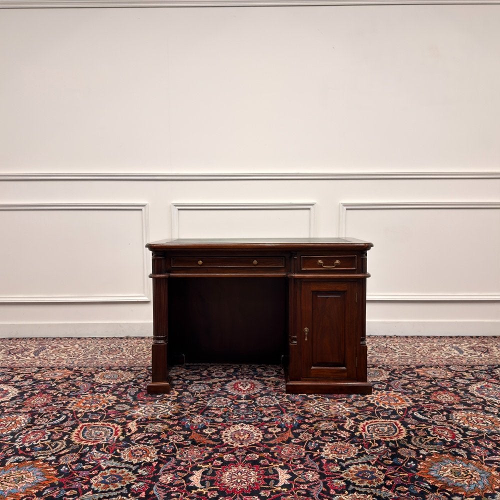 Klassiek Engels Klein Chesterfield Bureau, Ophalen of Verzenden