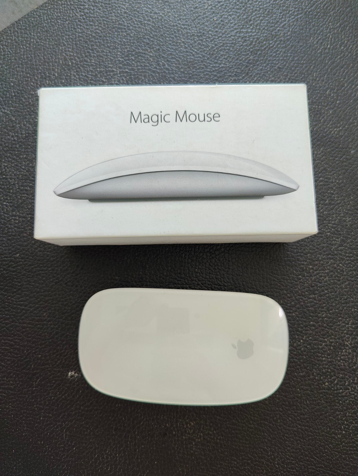 Apple Magic Mouse, Computers en Software, Muizen, Muis, Gebruikt, Ophalen of Verzenden, Draadloos