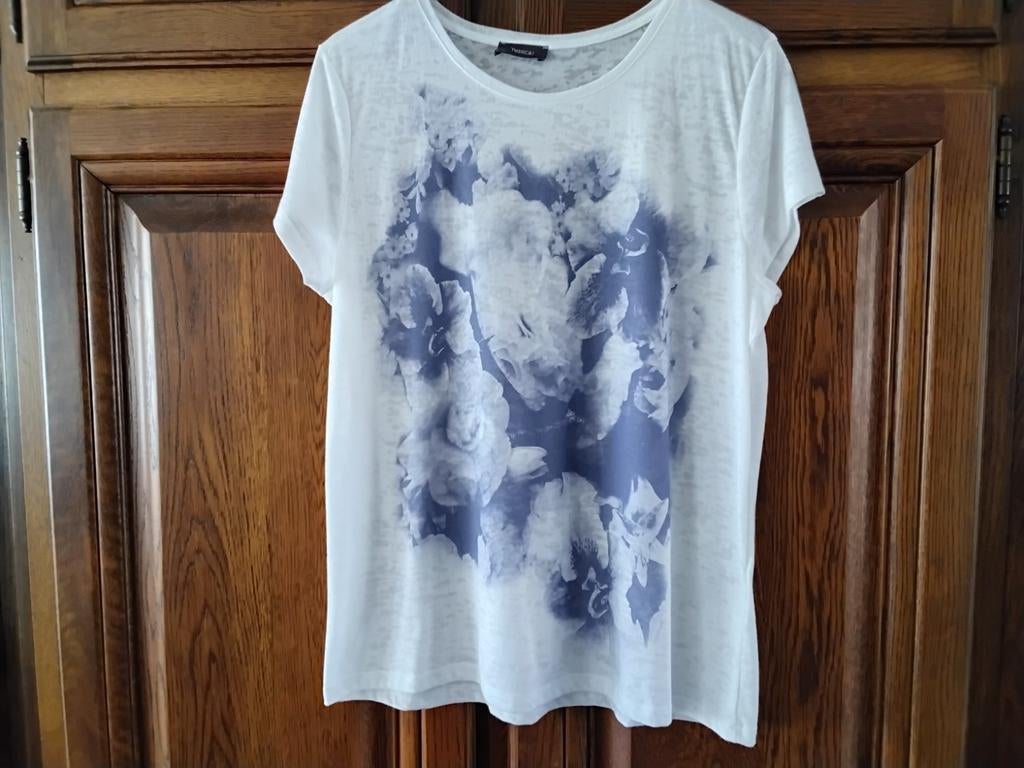 3 Mooie T-shirts (DE 3 MOOIE T-SHIRTS SAMEN VOOR 7 EURO), Ophalen, Maat 42/44 (L), Rood