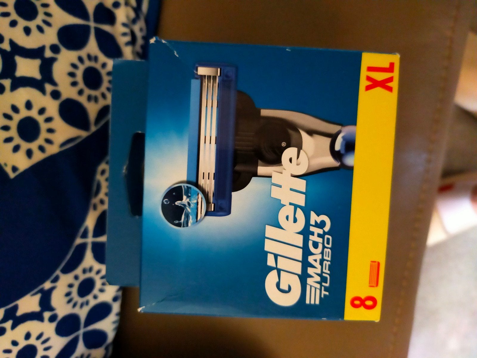 Gillette nieuw, Ophalen