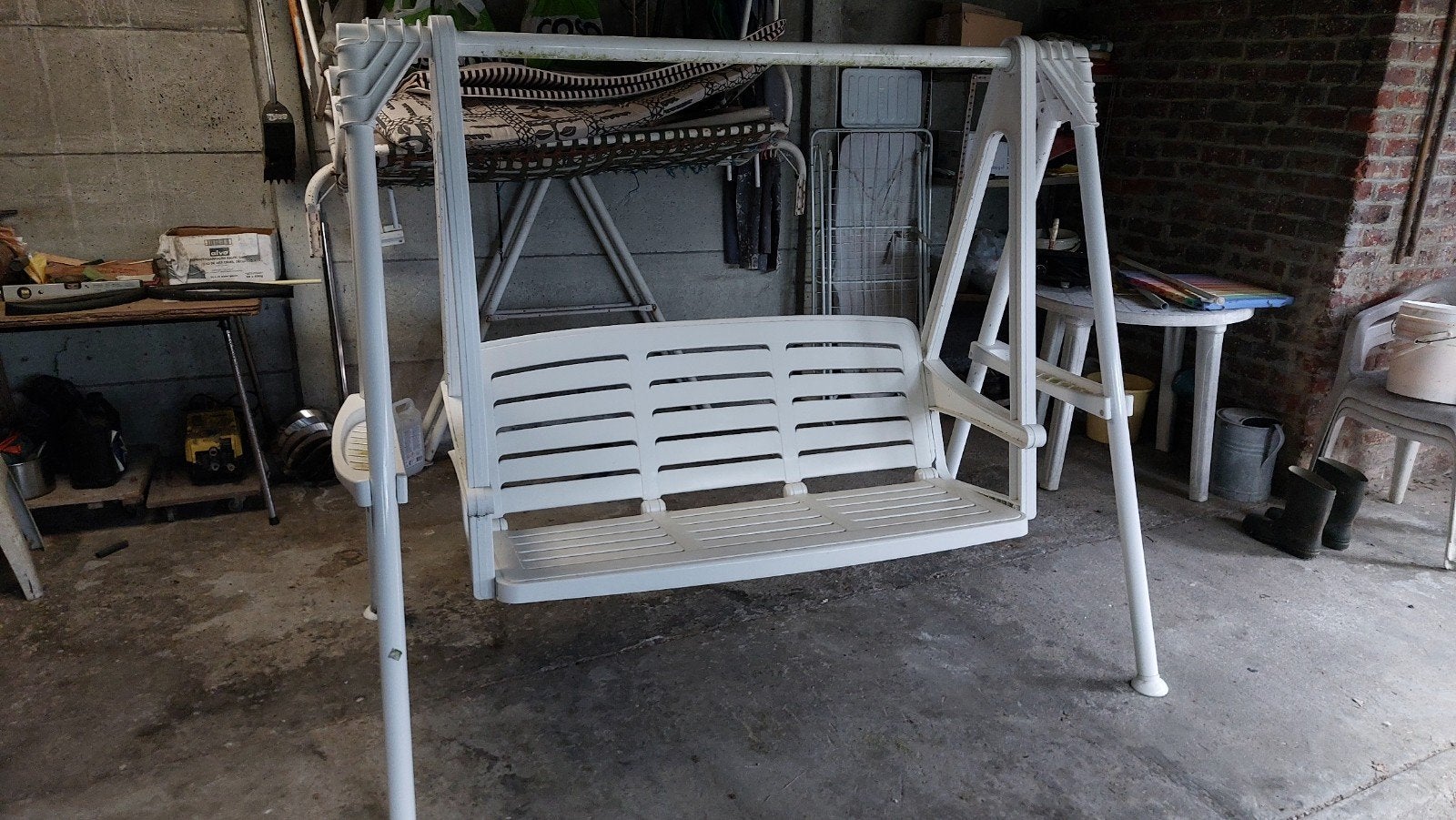 Fauteuil à bascule, Enlèvement