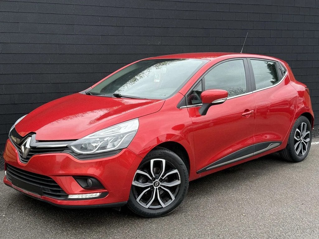 Renault Clio 1.5 dCi+AIRCO+NAVI+JANTES+EURO 6C, Rouge, https://public.car-pass.be/vhr/d6520e88-8e31-4bc0-aba4-4d8e55de9c49, Achat