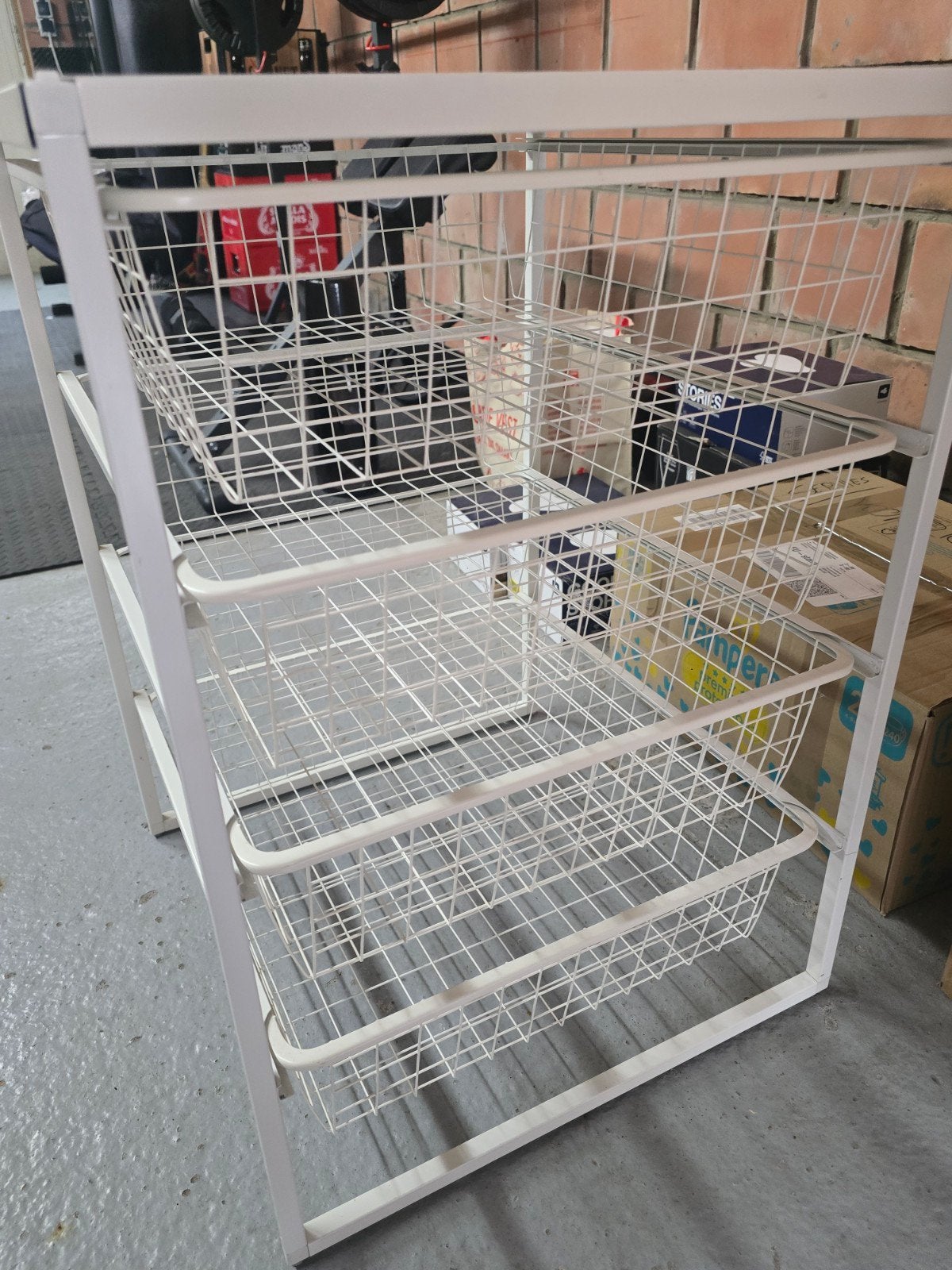 IKEA Jonaxel kastje, Huis en Inrichting, Ophalen, Gebruikt