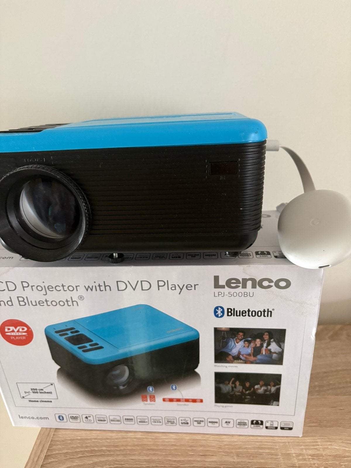 Compleet Streaming & Beamer PakketSmart TV +Full HD Beamer, Audio, Tv en Foto, Beamers, Ophalen of Verzenden, Zo goed als nieuw