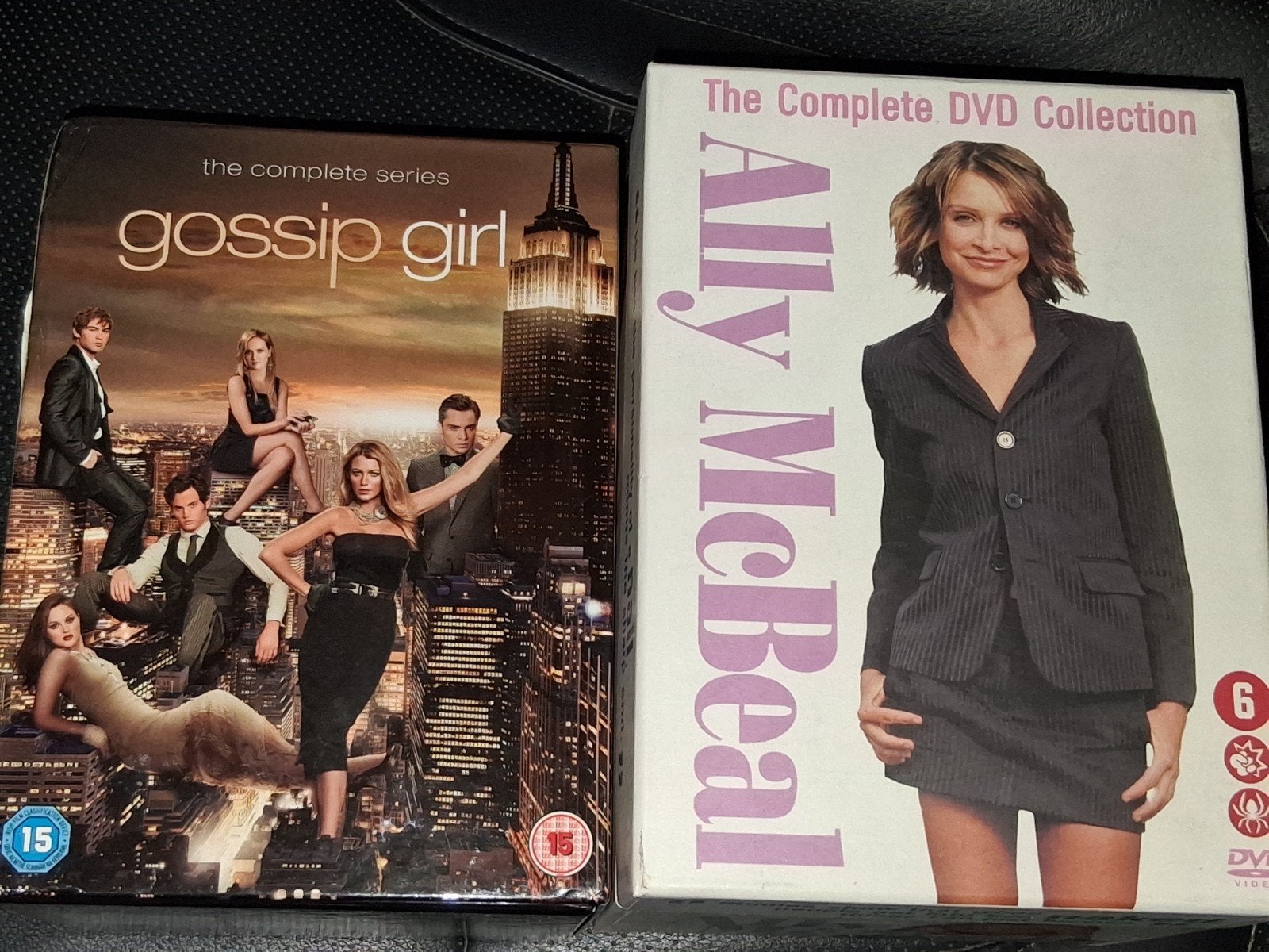 dvd-boxen met volledige reeksen Ally McBeal & Gossip girl, Vanaf 16 jaar, Ophalen of Verzenden, Zo goed als nieuw, Seizoen 3