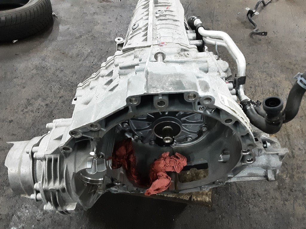 BOITE DE VITESSES AUTOMATIQUE Audi A4 Avant (B9) (VKK), Auto-Union-Straße  1,
85057  Ingolstadt, DE, Info@audi.de, Audi, Utilisé