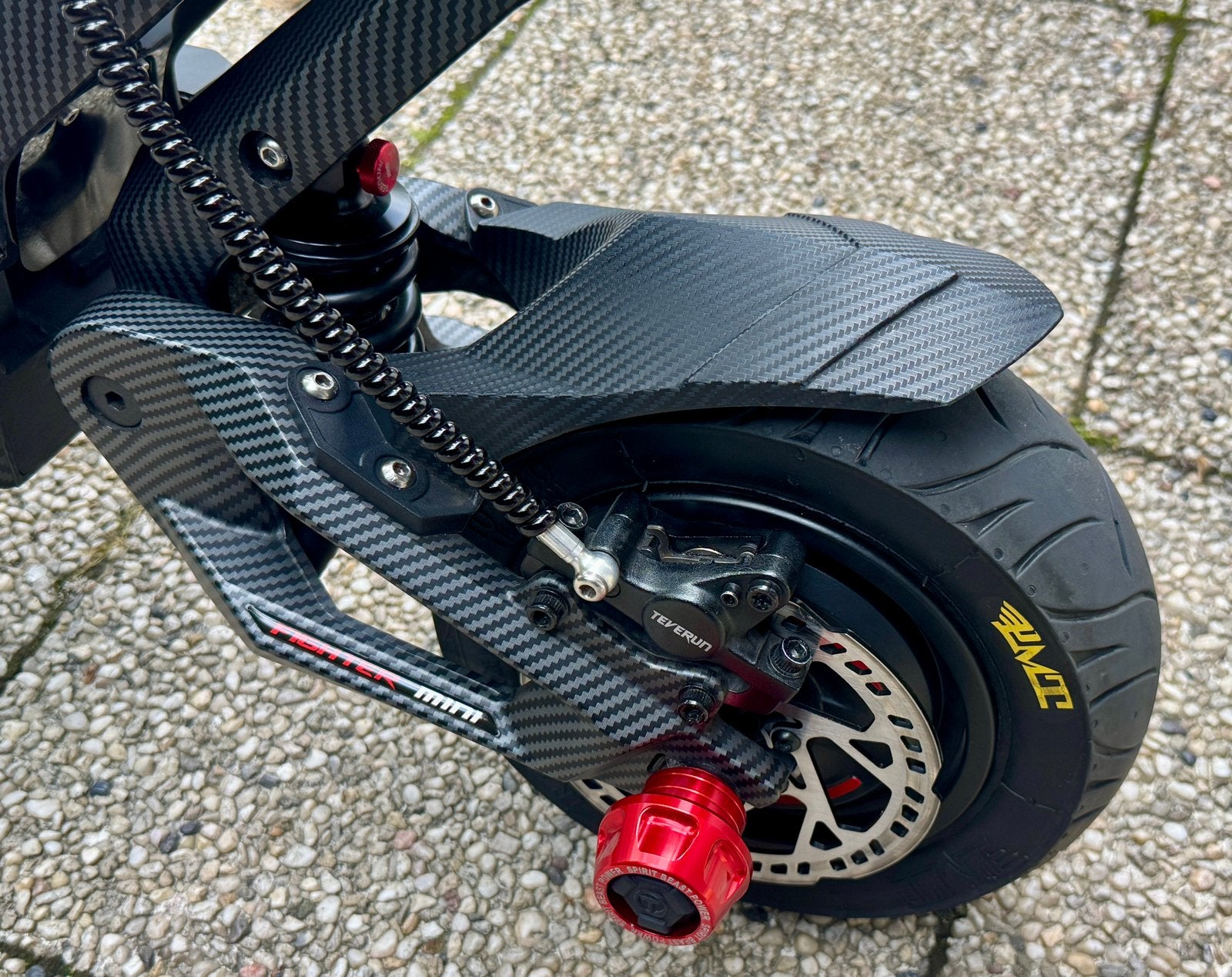 Teverun fighter mini pro v4 carbone neuf, Vélos & Vélomoteurs, Trottinettes, Enlèvement ou Envoi, Comme neuf