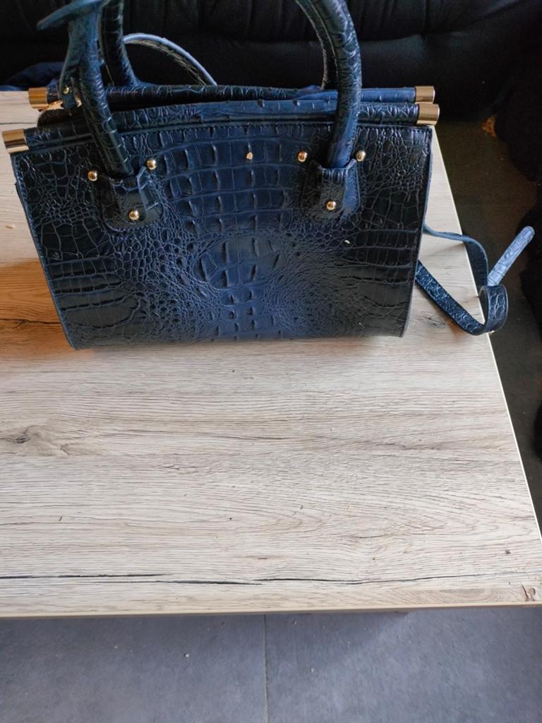 Allerlei gerief mogen gratis weg, Ophalen