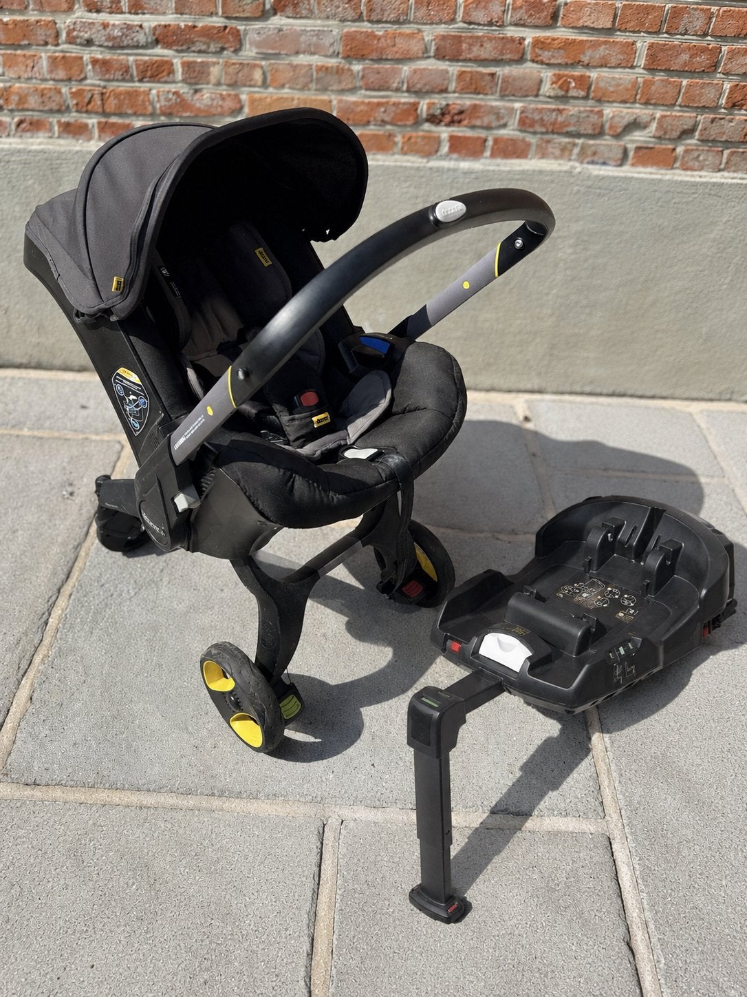 Doona + isofix, Kinderen en Baby's, Ophalen, Zo goed als nieuw