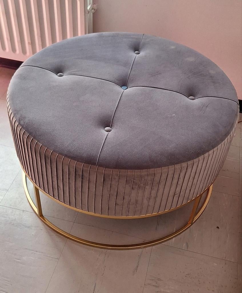 Antracietgrijze ronde poef - gouden ronde voet in zeer goede, Huis en Inrichting, Ophalen, Rond
