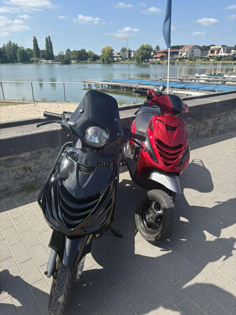 Zip 70cc 2t, Fietsen en Brommers, Ophalen, Zo goed als nieuw, Zip