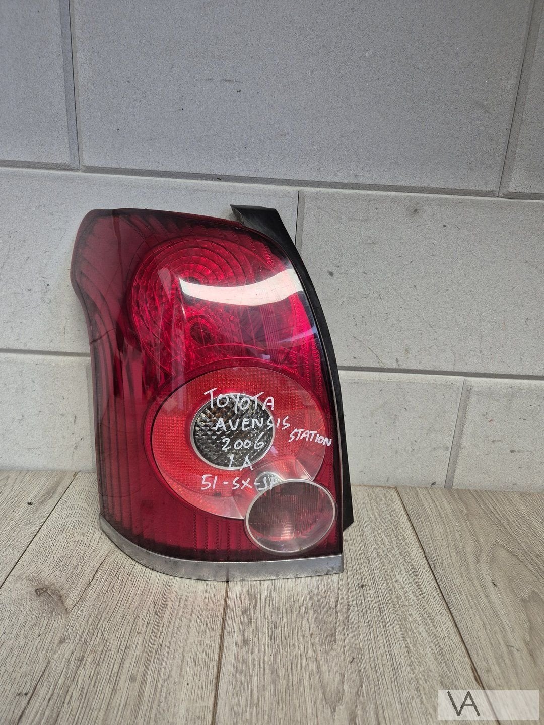 Toyota Avensis station 2003 - 2009 achterlicht links €100, Gebruikt, -, -, Ophalen of Verzenden