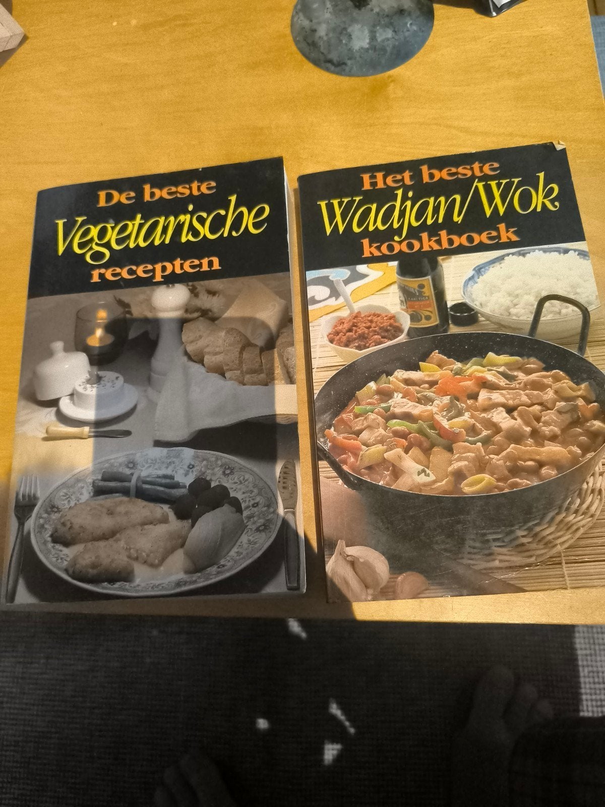 2 kookboeken, Boeken, Ophalen of Verzenden
