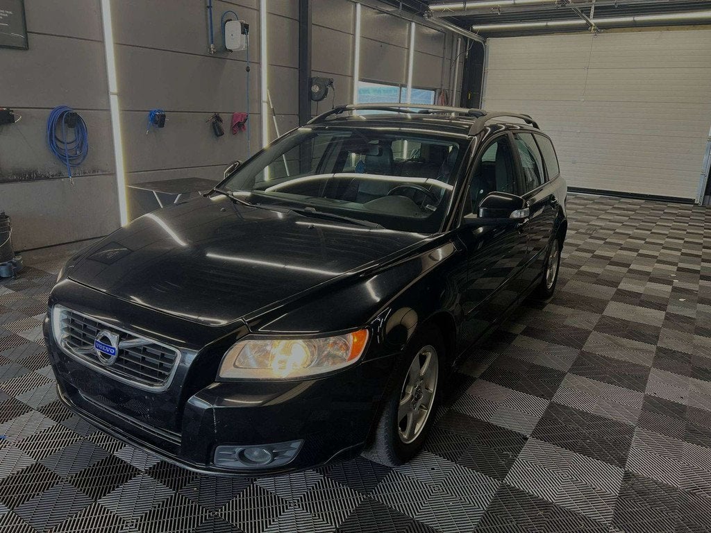 Volvo V50 DIESEL MANUEEL EUR5 bj2010, Auto's, https://public.car-pass.be/vhr/a5f43aa3-57d7-4d93-bfd8-29f6abc3a591, Gebruikt, 4 cilinders