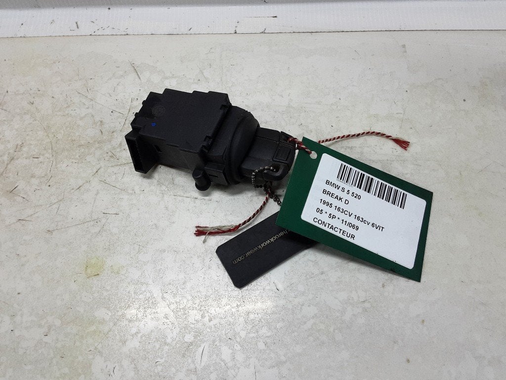 CONTACTSLOT BMW 5 serie Touring (E61) (695472208), Gebruikt, Mevr. I. Hauben, BMW, Rue de l'Espoir 34 34
4030  GRIVEGNÉE, BE