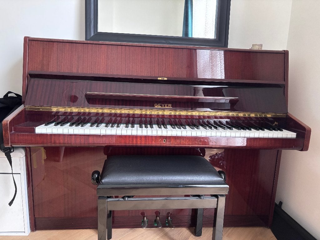 Piano Geyer 110, Muziek en Instrumenten, Ophalen, Zo goed als nieuw, Bruin, Piano