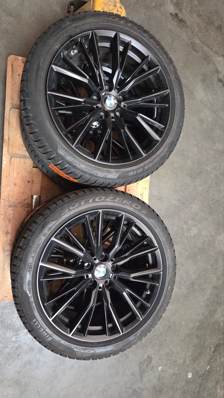 18" orginele velgen 796 + winterbanden BMW 3 serie, Autos : Pièces & Accessoires, Pneus hiver, 18 pouces, Enlèvement, Jante(s)