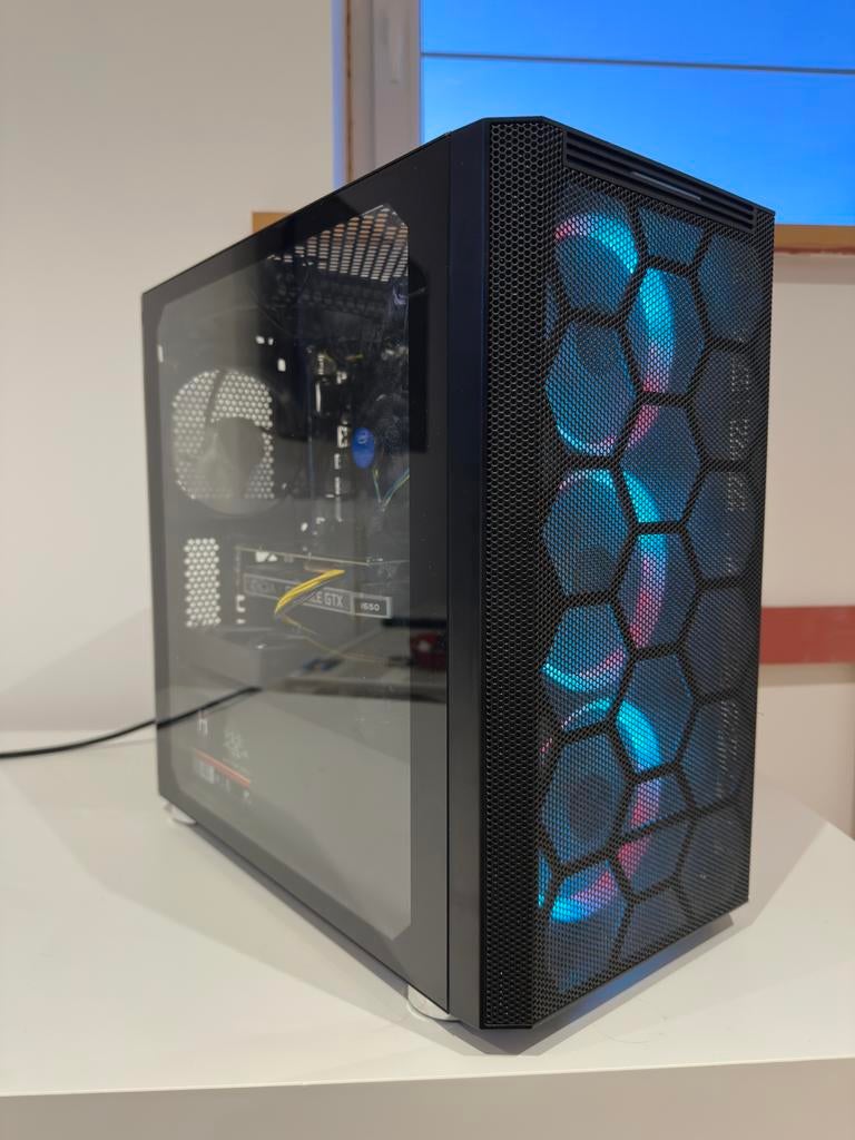 Instap Gaming Pc, Computers en Software, Ophalen of Verzenden, Zo goed als nieuw