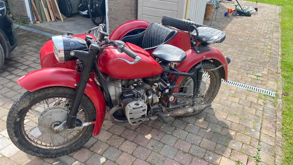Dnepr K750 te koop, Motoren, Motoren | Oldtimers, Overig, 12 t/m 35 kW, 2 cilinders, Motorrijbewijs A, Handgeschakeld, Ophalen