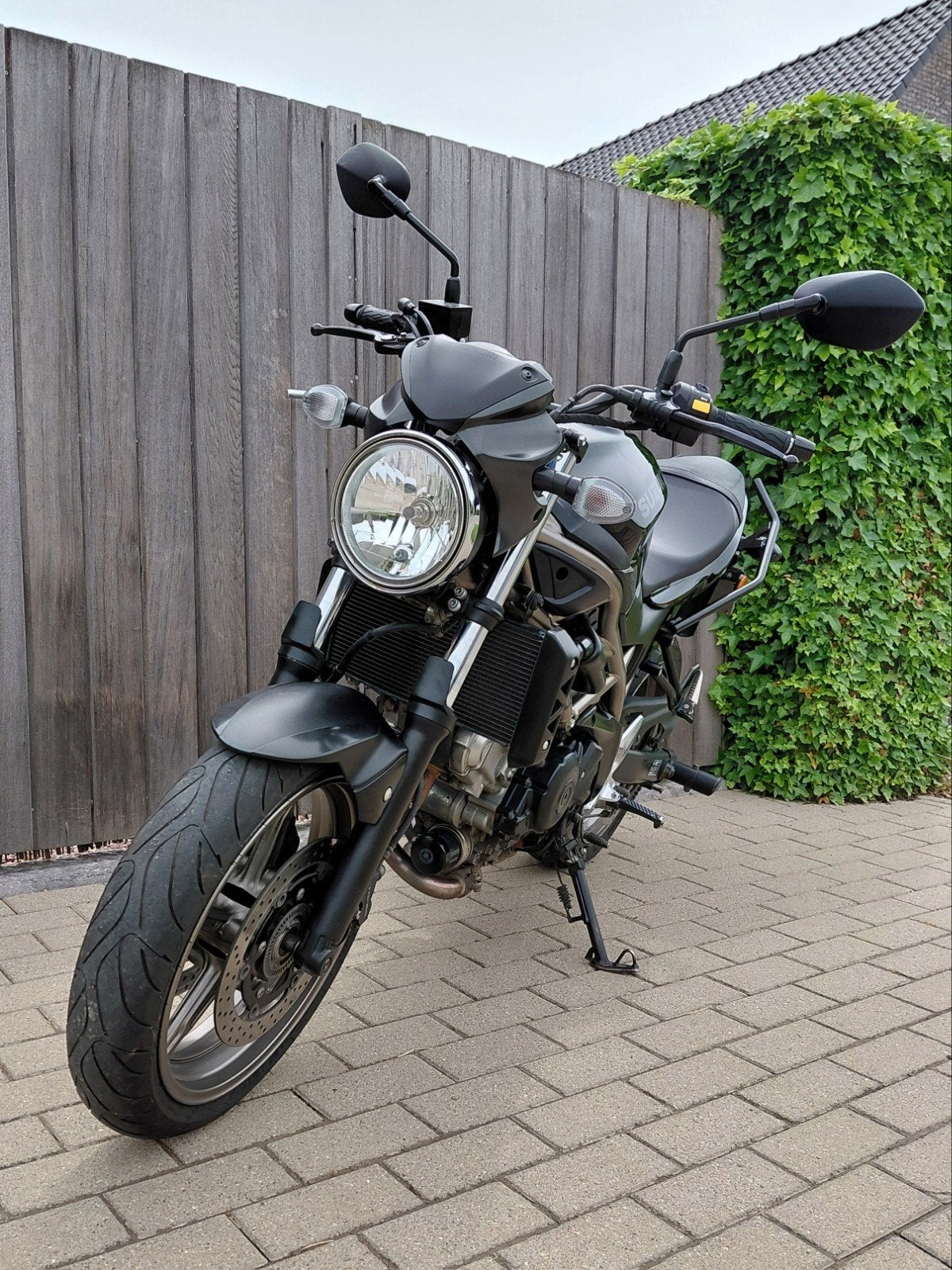 Suzuki SV650 - toujours garantie d'usine - 29000 km, Permis Moto A, Occasion, Plus de 35 kW, 2 cylindres